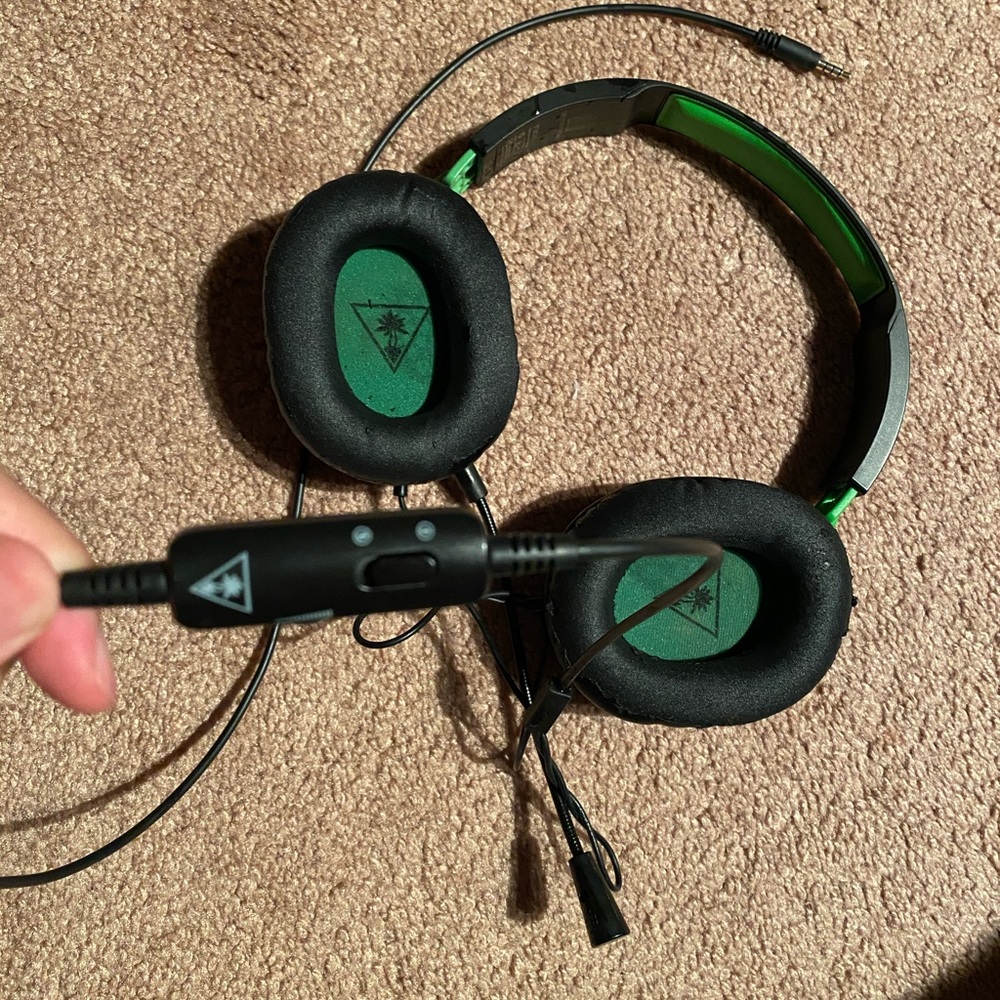 Turtle Beach Headsets - Picture 3 of 3